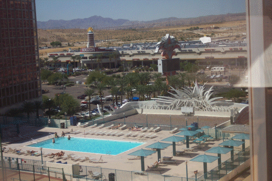 Can you see the boats?