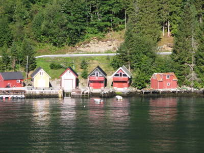 Vik homes on the water