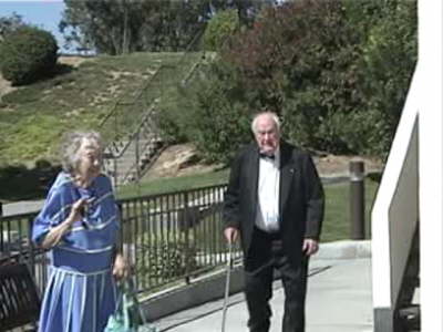 Thre grandparents arrive.